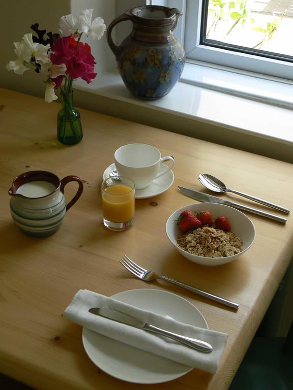 @Edengate Guest House เพนริท ภายนอก รูปภาพ